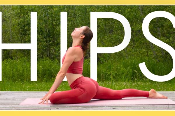 30 min Hip Opening Yoga - Slow Flow Deep Stretch